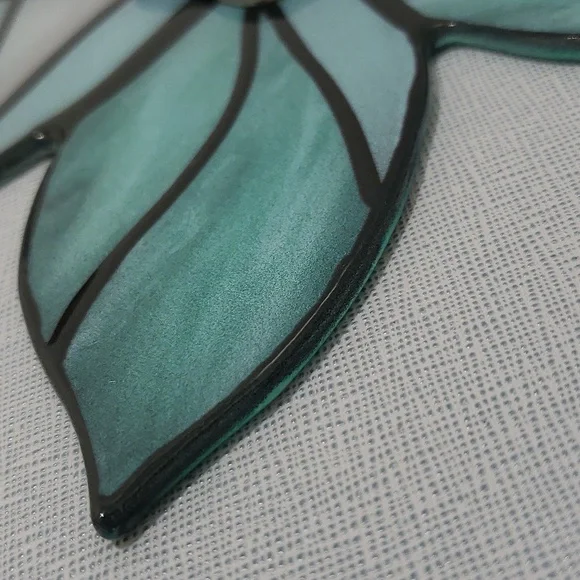 Stained Glass Flower Shape with Chain for Hanging - Picture 4 of 10
